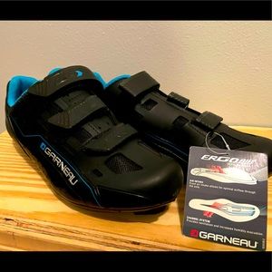 EU Women’s Size 43 Louis Garneau Cycling Shoes